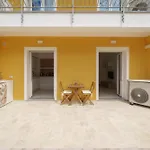 Mavi Порт-Аццурро